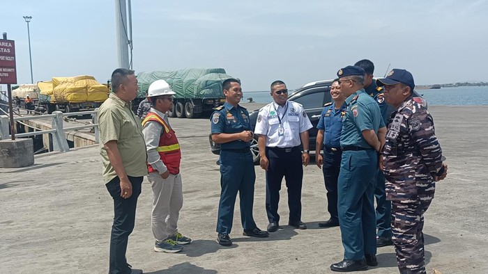 Danlanal Banyuwangi kunker ke Pelabuhan Delta Artha Bahari Nusantara (DABN) Kota Probolinggo