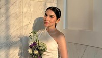 Davina Karamoy mendapat banyak ucapan selamat dari netizen dan rekan seprofesi. Tapi ada yang bikin dia terheran-heran. (Foto: dok Instagram)