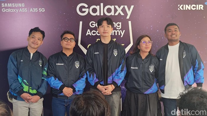 Samsung resmi menggelar Samsung Galaxy Academy 2024. Mereka mengungkapkan alasan kembalinya acara ini adalah karena industri esports terus berkembang.