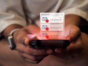 Kenapa Orang Takut Buka Chat? Ini Penjelasan Menurut Psikologi