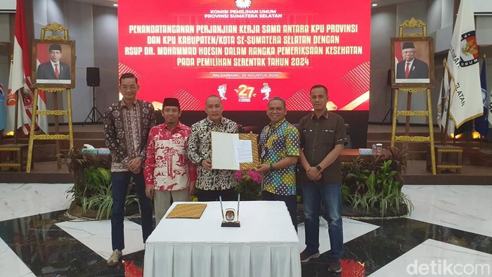 KPU Sumsel tanda tangan kerja sama pemeriksaan kesehatan Bacakada dengan RSUP Mohammad Hoesin.