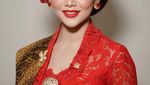 Krisdayanti Makan Bareng Puan Maharani dan Blusukan ke Pasar