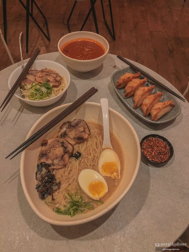 Kuliner belakang Binus Kemanggisan