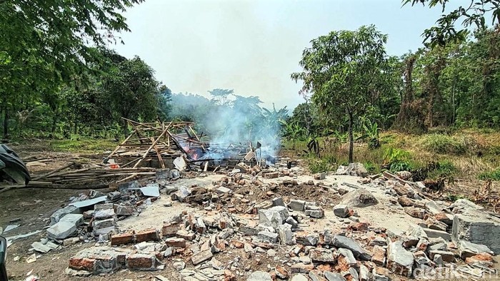 Praktik Perdukunan yang Membongkar Keberadaan Makam Keramat Palsu di Sukabumi