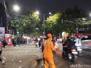 Massa Demo di Kantor KPU Bubar, Jl HOS Cokroaminoto Kembali Dibuka