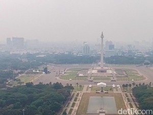 Jumat Pagi, Kualitas Udara Jakarta Tak Sehat Bagi Kelompok Sensitif