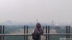 Memandang Monas dari Lantai Paling Tinggi Perpusnas