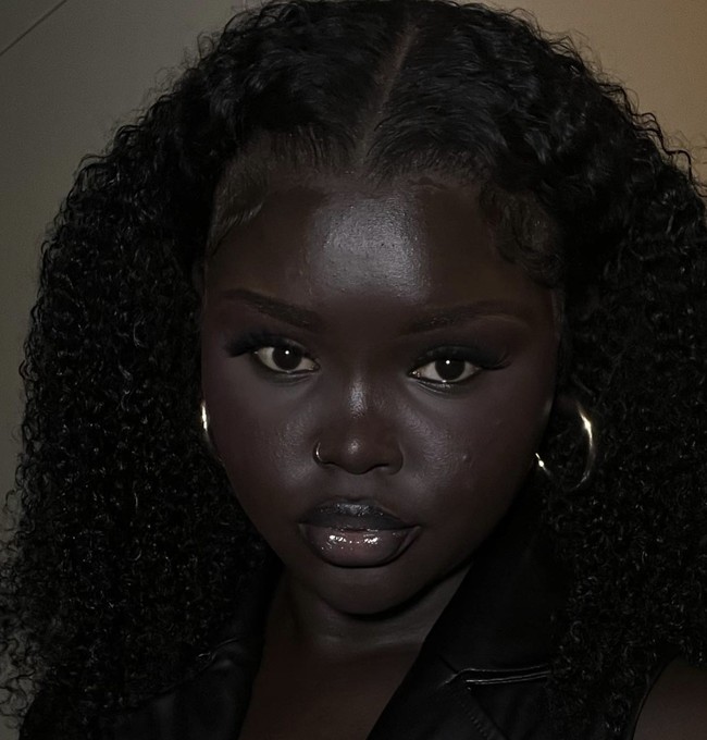 Nyadollie memiliki lebih dari 583 ribu pengikut di Instagram dan 3 juta pengikut di TikTok. Dia bahkan menjadi salah satu beauty influencer dengan jumlah terbanyak tahun 2023. Foto: dok. Instagram @nyadolliee