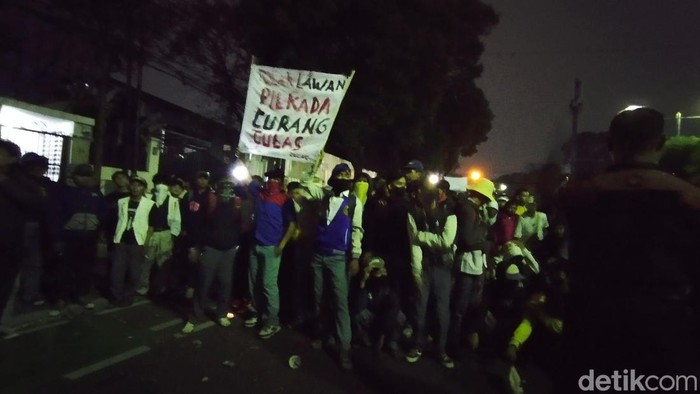 Pelajar ikut demo tolak revisi UU Pilkada (Maulana Ilhami Fawdi/detikcom)