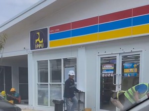 Geger Masuk Minimarket di IKN Harus Lepas Alas Kaki, Begini Ceritanya