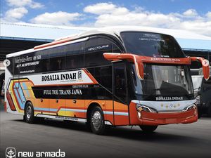 Video: Aksi Sopir Bus Rosalia Indah Ugal-ugalan Berujung Sanksi Pemecatan