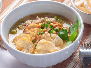 Resep Bubur Ayam Sukabumi, Lembut Gurih untuk Sarapan
