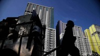 Penerapan kebijakan di negara-negara maju yang memperketat dan pengurangan dukungan fiskal diperkirakan akan mempengaruhi Produk Domestik Bruto (PDB) Indonesia. PwC memprediksi perekonomian global mengalami perlambatan pada 2024 dengan pertumbuhan PDB berdasarkan Purchasing Power Parity turun menjadi 2,9% dari 3,2% pada 2024.  
