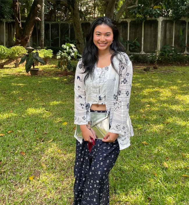 Shalima diketahui sedang menempuh pendidikan di Universitas Gadjah Mada Yogyakarta. Sulung dari empat bersaudara ini tercatat sebagai mahasiswa Fakultas Hukum. Foto: Instagram/@shalimahakim