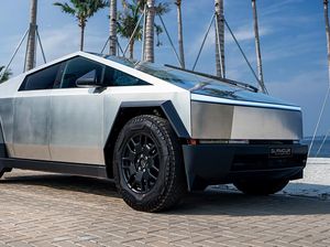 Harga Tesla Cybertruck Terjun Bebas, Bekasnya Sekarang Segini