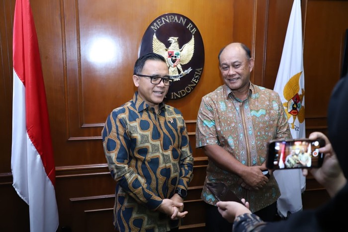 Azwar Anas dan Dadan