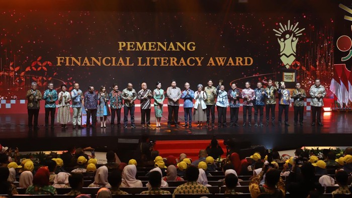 bank bjb raih 2 penghargaan dari OJK