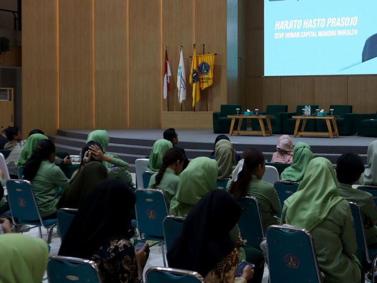 Berbagi Ruang Berkembang-Peluang Karir Industri Kesehatan