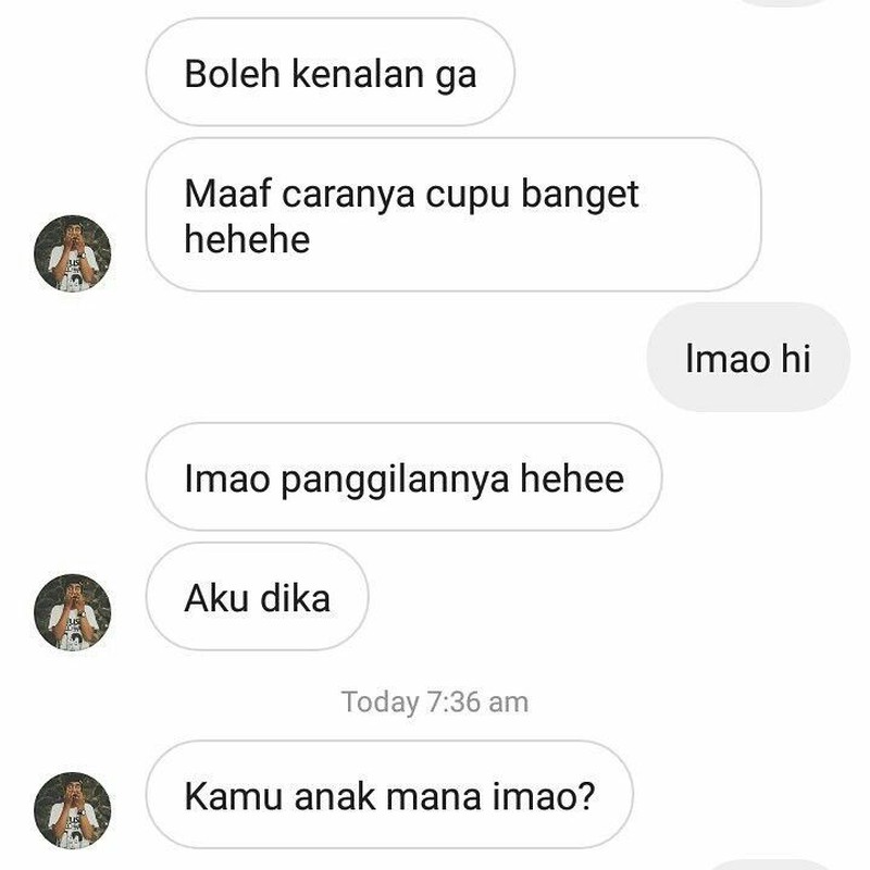 Kumpulan chat ngajak kenalan berikut ini jatuhnya cringe, tapi bikin nyengir sendiri. Coba cek sendiri, baru kasih pendapatmu di kolom komentar.