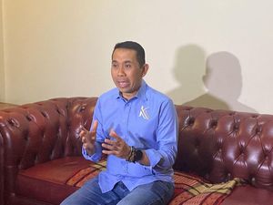 Dino, Sang Ketua Ormas