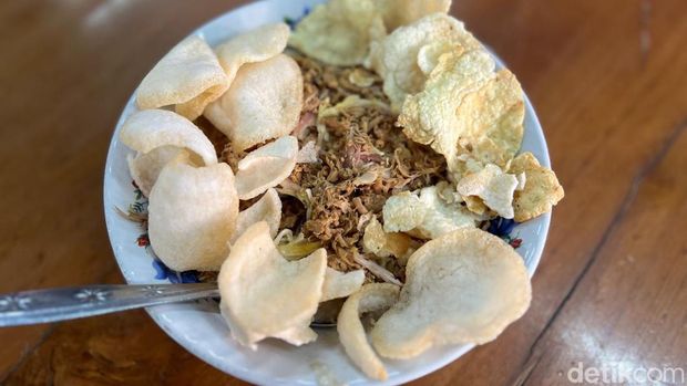 Kenikmatan Bubur Ayam dan Martabak Legendaris di Cikini Sejak 1970-an