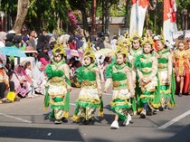 Meriahnya Megkarnaval, Karnaval Ajang Unjuk Budaya di Lamongan