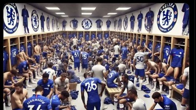 Meme Penampakan Ruang Ganti Chelsea... yang Ramai Sekali!