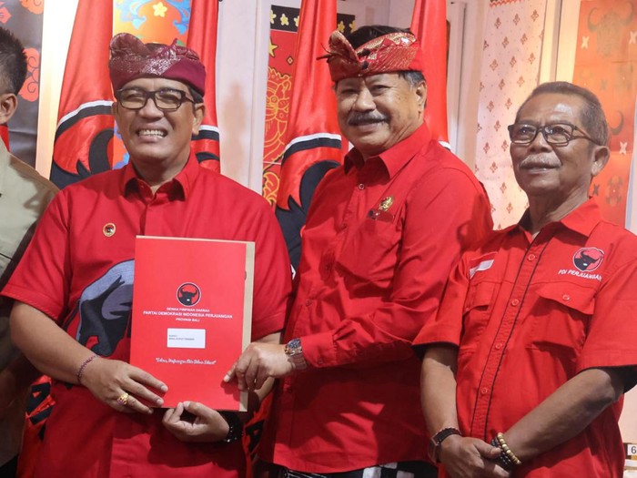 PDI Perjuangan resmi merekomendasikan I Komang Gede Sanjaya dan I Made Dirga untuk berduet dalam Pemilihan Bupati (Pilbup) Tabanan 2024. (Foto: Istimewa)
