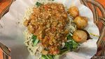 Pedas Gurih! Ini Nasi Oseng Mercon Racikan Cici Cantik di Blok M