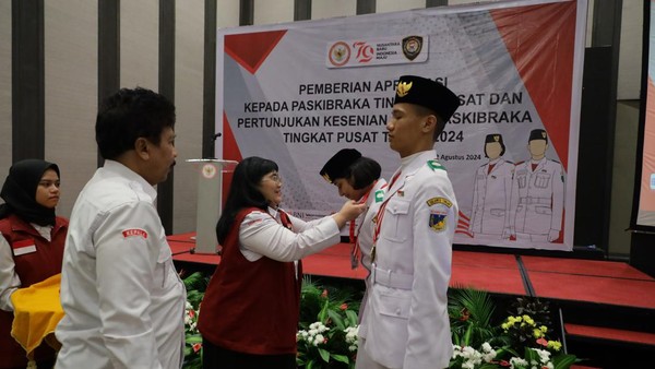 Potret Pelepasan 76 Anggota Paskibraka Nasional 2024 ke Daerah Masing-masing