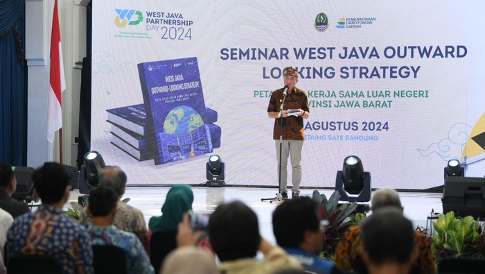 Peluncuran Buku West Java Outward Looking Strategy