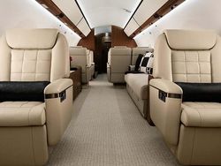 Asyiknya Terbang Pakai Pesawat Gulfstream G650ER, Kabinnya Mewah!