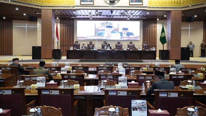 Rapat paripurna agenda penjelasan Pj Gubernur terhadap Raperda Perubahan APBD Sumsel TA 2024