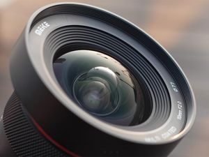 Review Lensa Meike 10mm f/2 Untuk Kamera Mirroless APS-C