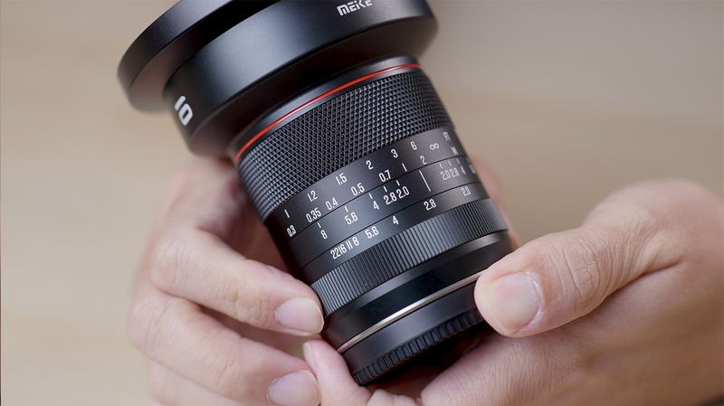Review Lensa Meike 10mm f/2 Untuk Kamera Mirroless APS-C