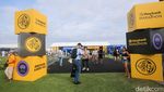Runners Serbu Race Village Maybank Bali Marathon 2024