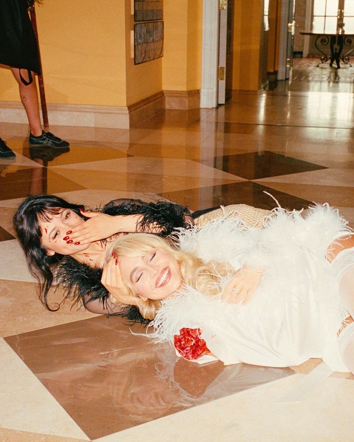 Sabrina Carpenter & Jenna Ortega