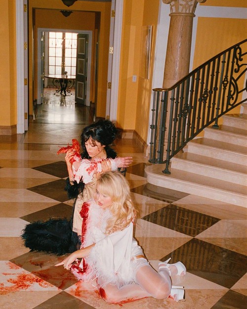 Sabrina Carpenter & Jenna Ortega