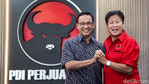 Gubernur Jakarta 2017-2022 Anies Baswedan menyambangi kantor DPD PDIP Jakarta siang ini. Anies semringah usai bertemu pengurus PDIP Jakarta jelang Pilkada Jakarta 2024.