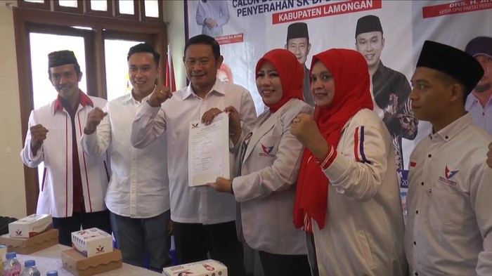 Yuhronur-Dirham menerima rekom dari Perindo di Pilbup Lamongan
