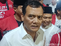 Ahmad Luthfi Urus Berkas Kelengkapan Daftar Pilgub di PN Solo