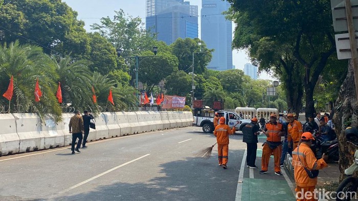 PKPU Pilkada Akomodir Putusan MK, Aksi Buruh di Depan KPU Terselesaikan