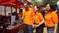 Bank Mega bersama-sama dengan VISA meluncurkan fitur baru Tap to Pay pada event Bank Mega X MoJA On The Weekend. 