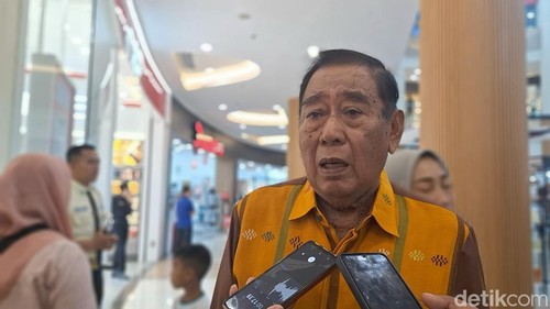 Bupati Lombok Utara, Djohan Sjamsu. (Nathea Citra/detikBali)