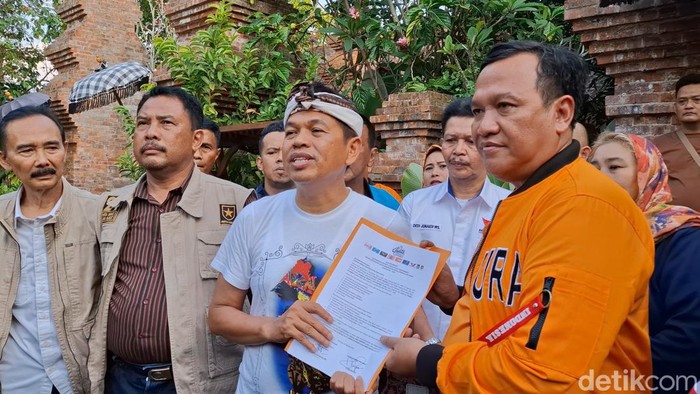 Dedi Mulyadi mendapatkan dukungan dari sembilan partai non parlemen di Jawa Barat
