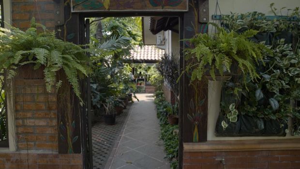 Gerbang Rumah SOPAN