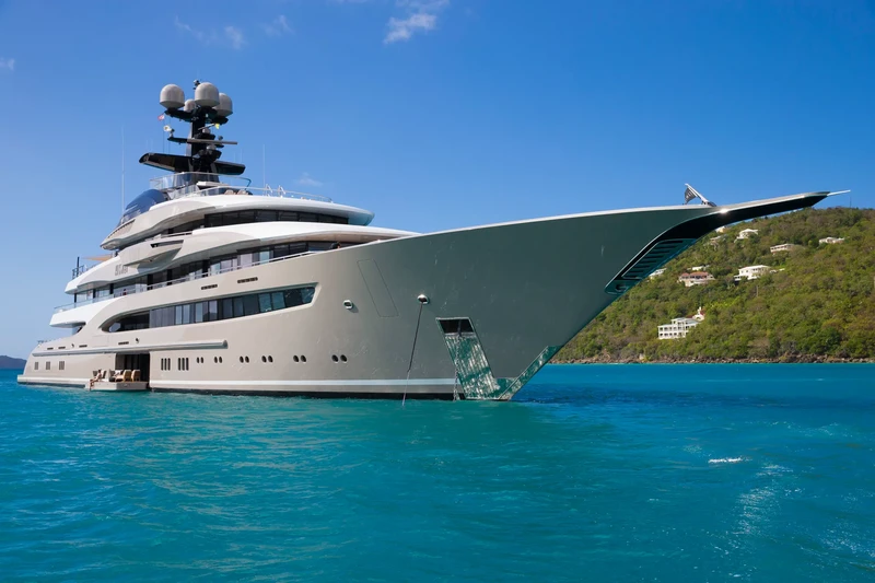 Kapal pesiar bos teknologi