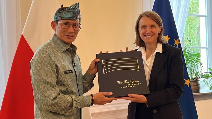Kemenparekraf