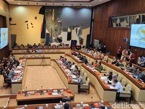Komisi II DPR Setujui PKPU Pilkada yang Akomodir 2 Putusan MK
