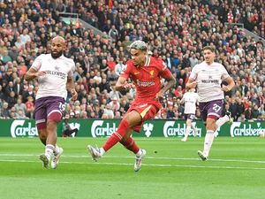 Pemberhentian Liverpool Selanjutnya: Manchester United